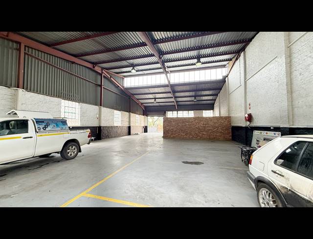 455M² WAREHOUSE TO LET IN WADEVILLE